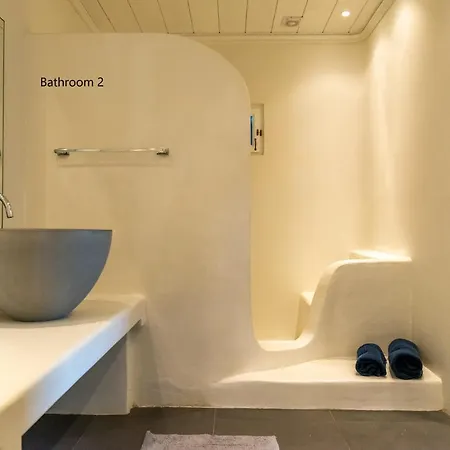 Entheos Grand Mykonos Villa
